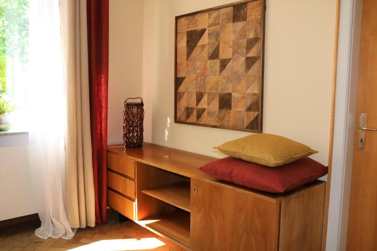 5-Zimmer-Appartement In Historischer Privatvilla, Meran Zentrum, Kostenloser Parkplatz Exterior photo